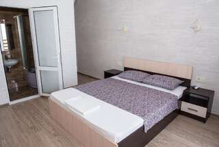 Гостиница Прилив Гурзуф Бюджетный двухместный номер с 1 кроватью-1
